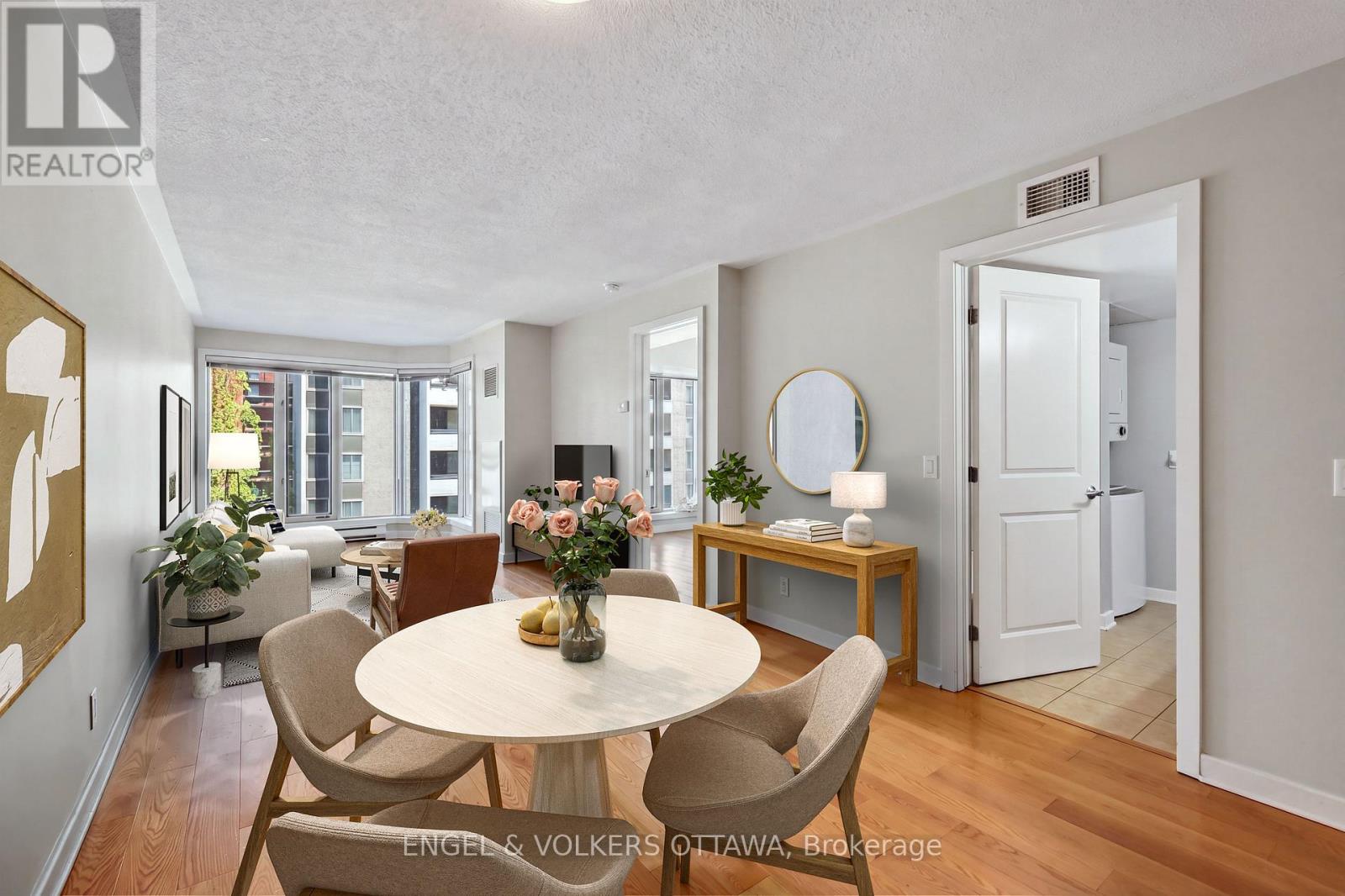 #604 138 SOMERSET STREET W - 18