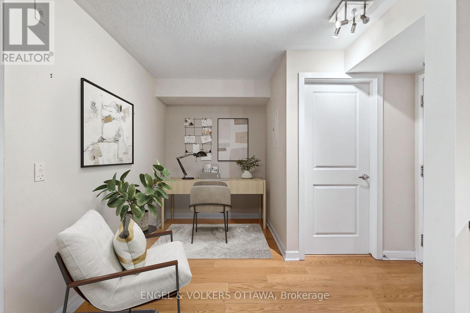 #604 138 SOMERSET STREET W - 4
