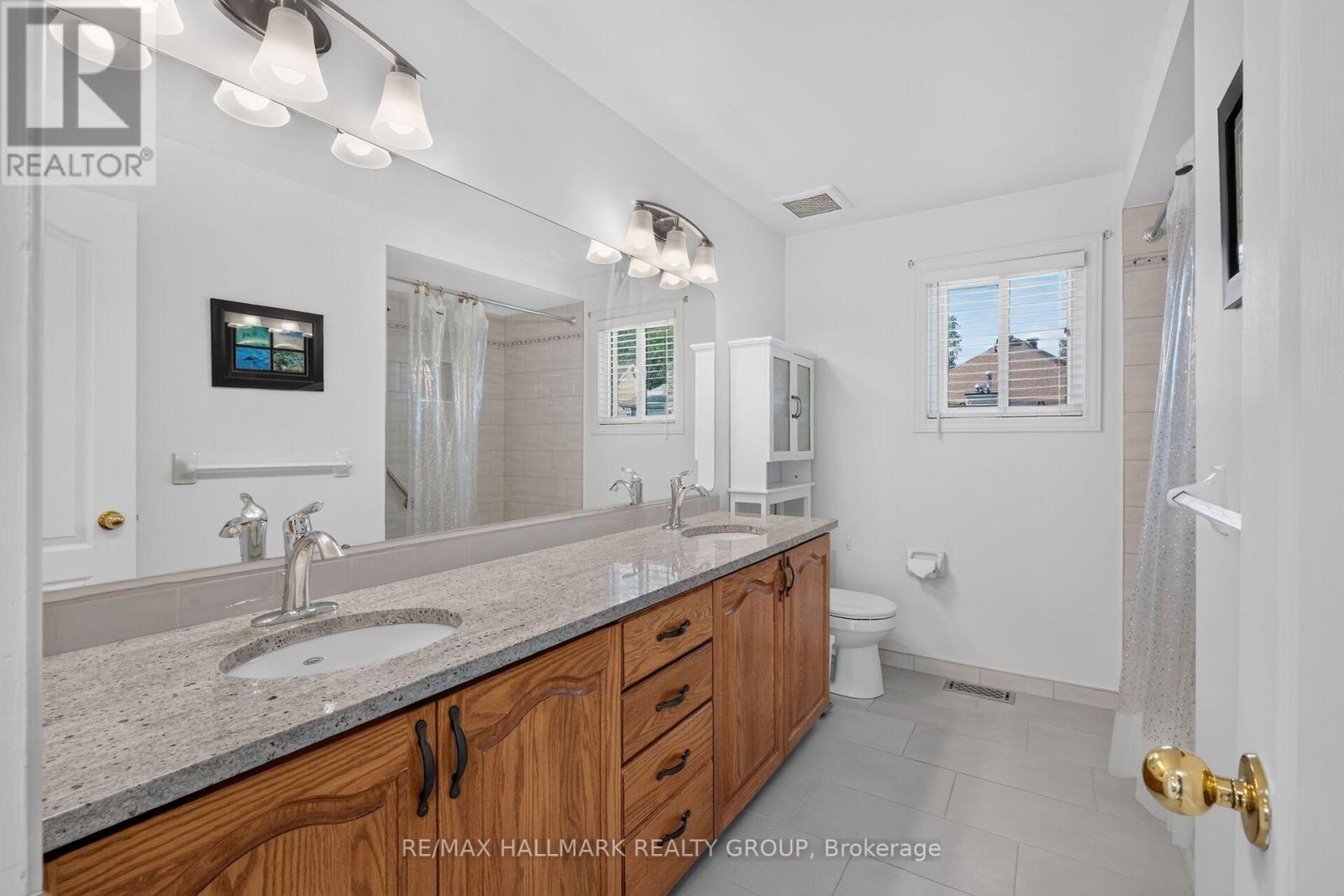 6117 SILVERBIRCH STREET - 33