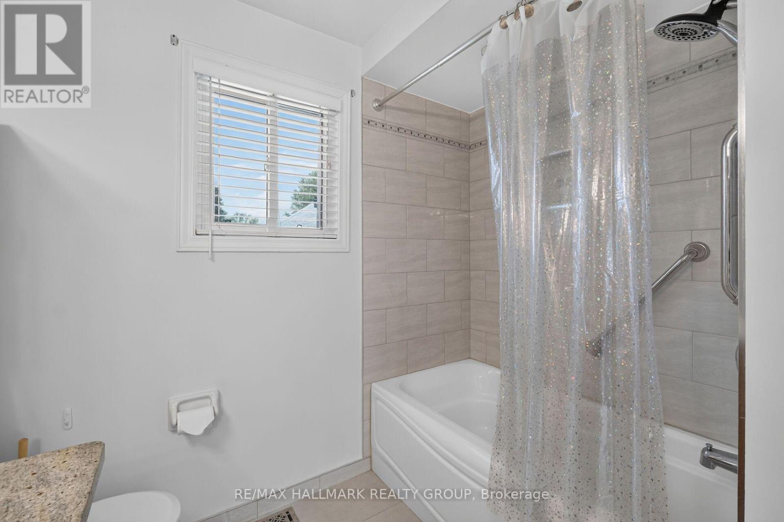 6117 SILVERBIRCH STREET - 34