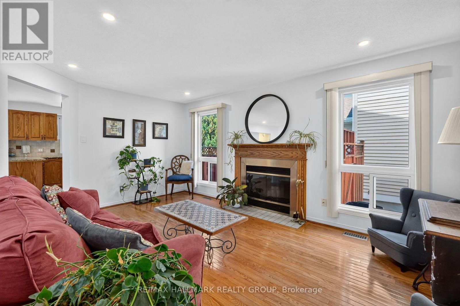 6117 SILVERBIRCH STREET - 8