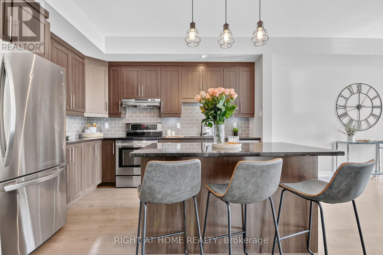 84 FRANCIS STREET - 10