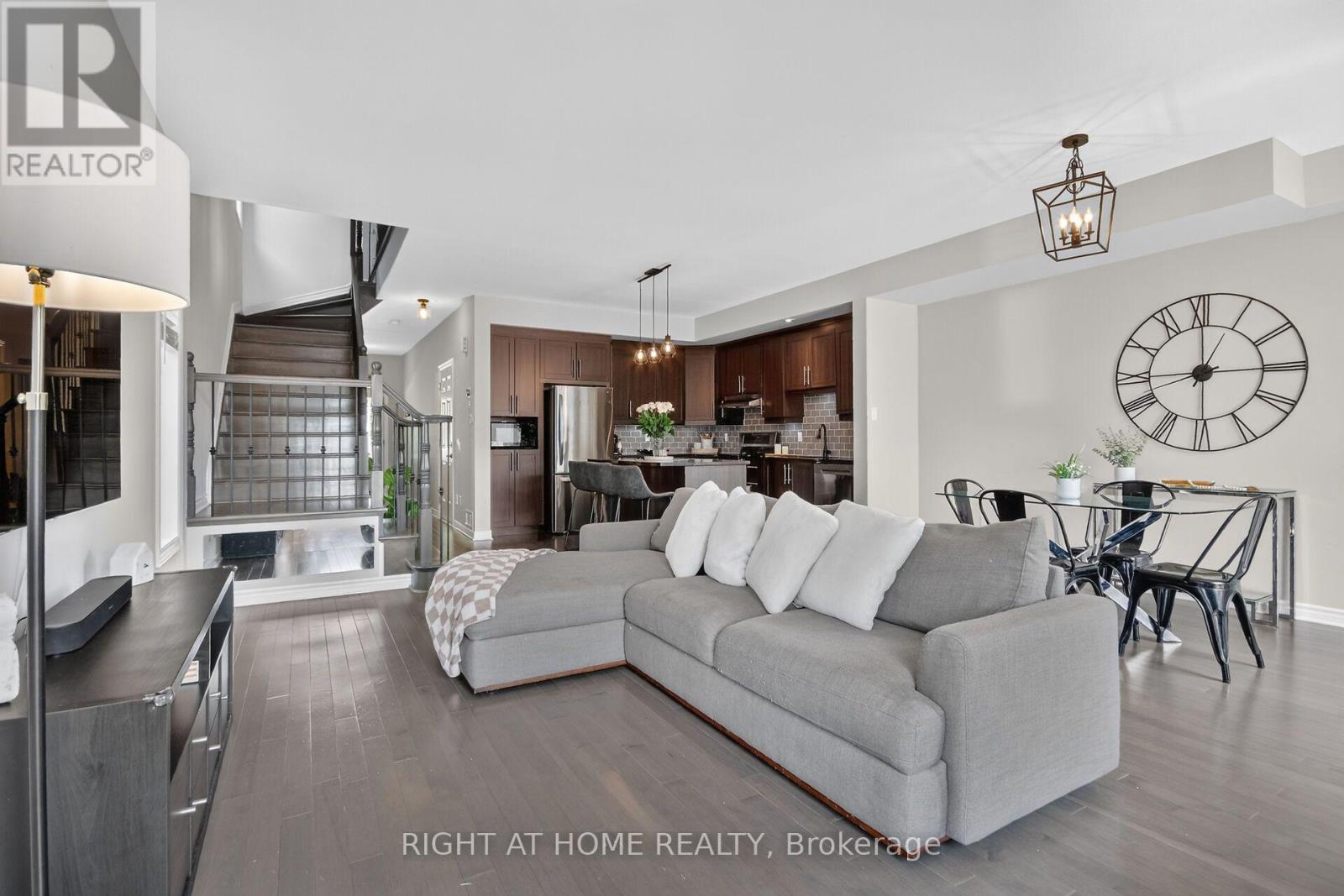 84 FRANCIS STREET - 17