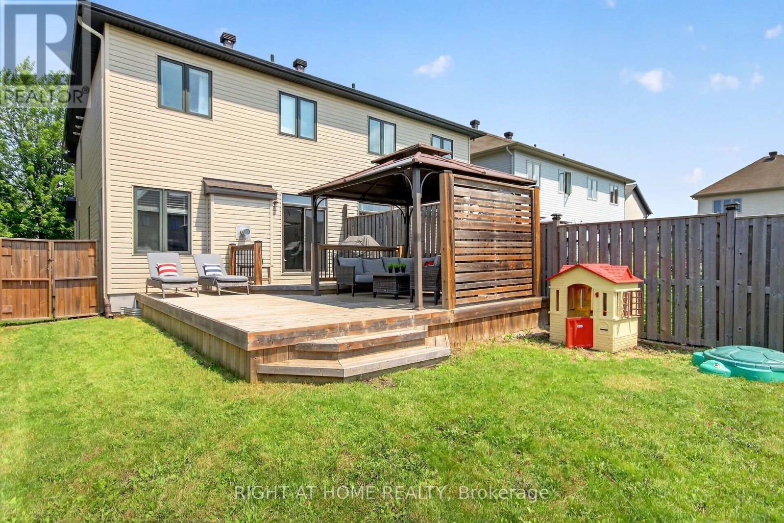 84 FRANCIS STREET - 38