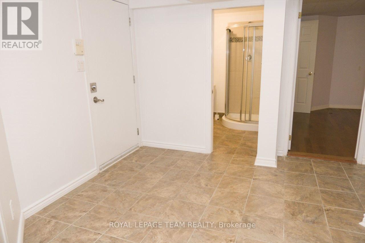 Condos for Rent in Ottawa – BASEMENT – 3 TOWER HILL CRESCENT, Ottawa – By Peter Sagos - Image 8