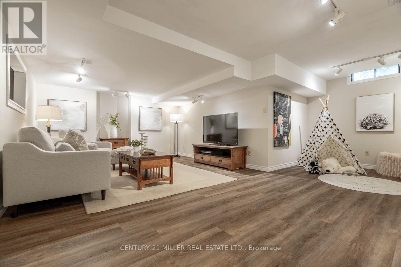 176 WILLOW LANE - Image 23