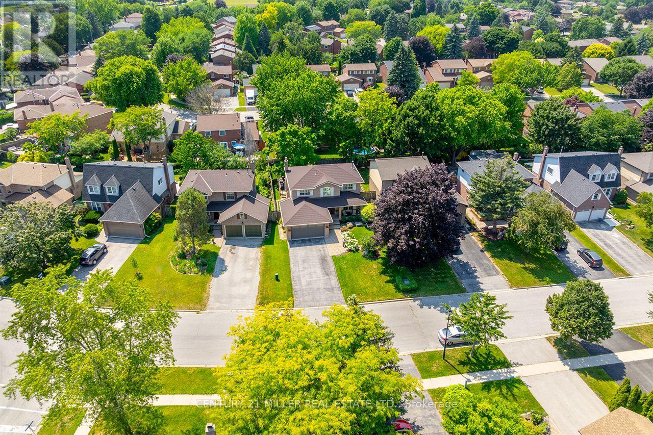 176 WILLOW LANE - Image 33