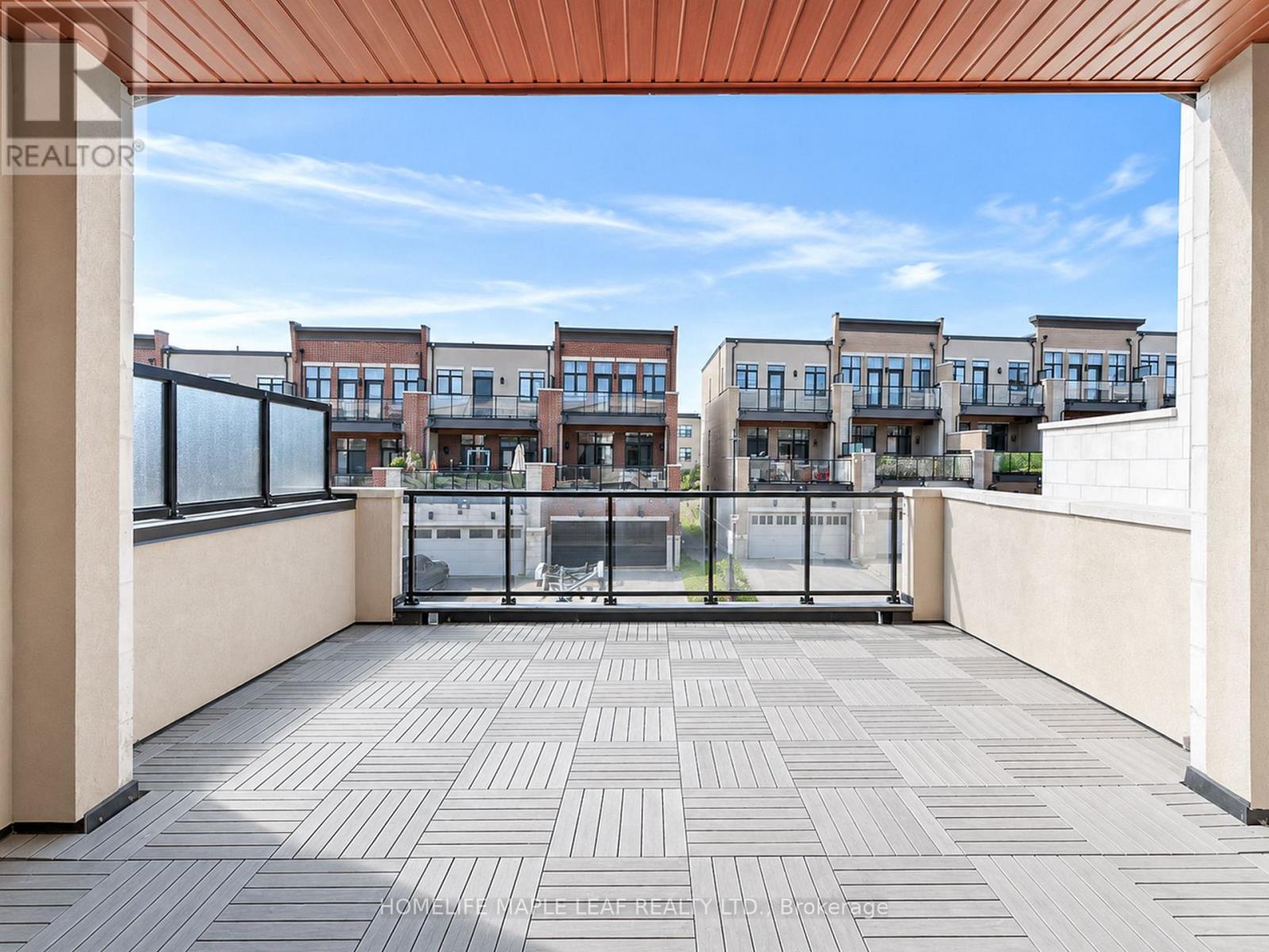 11 AYLIN CRESCENT - 20
