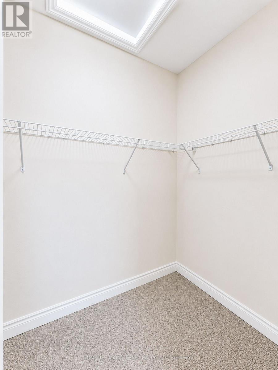 11 AYLIN CRESCENT - 25
