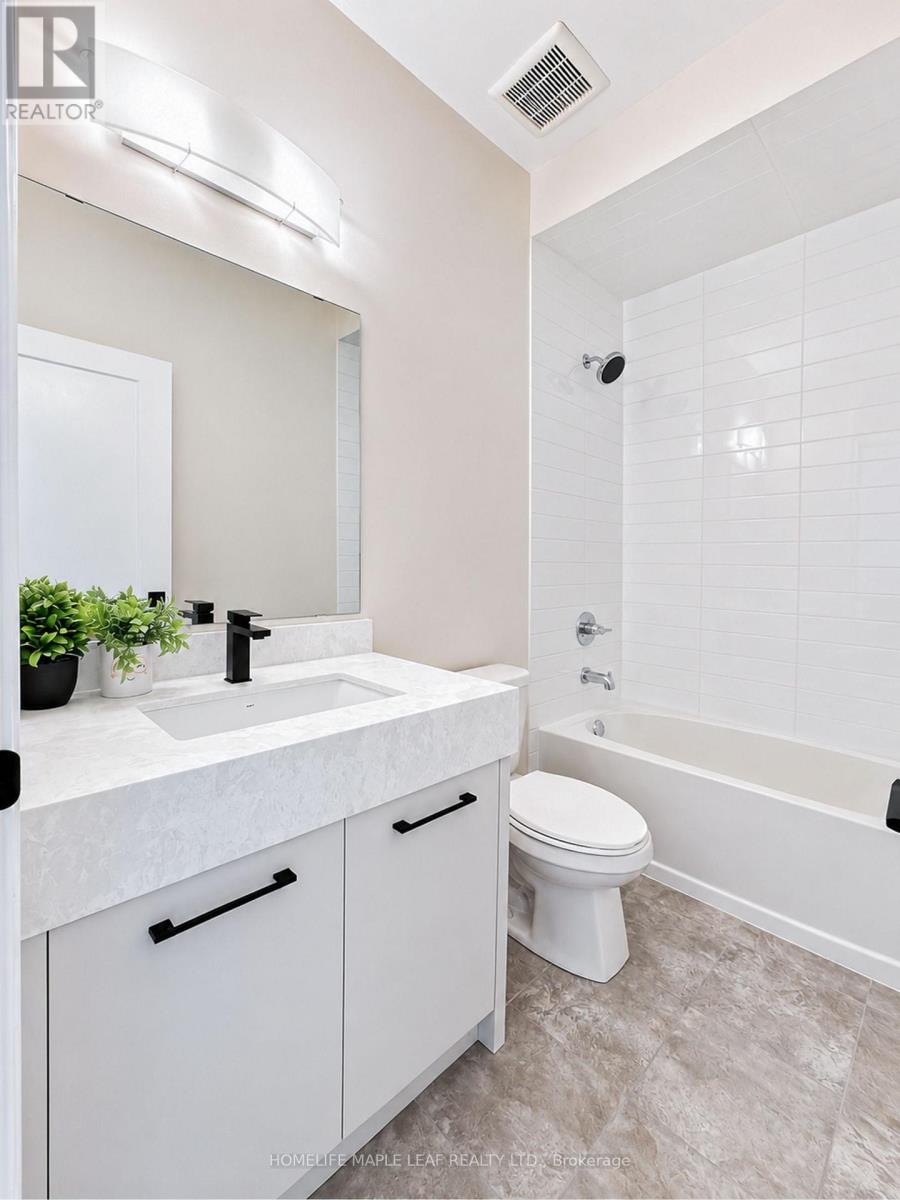 11 AYLIN CRESCENT - 27