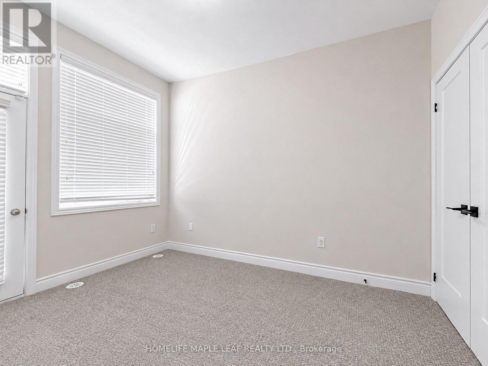 11 AYLIN CRESCENT - 28