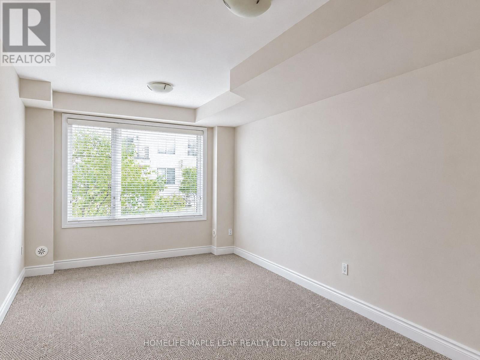 11 AYLIN CRESCENT - 4
