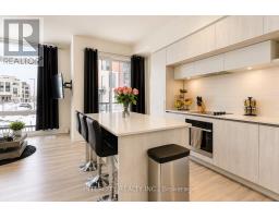 1504 - 11 David Eyer Road, Richmond Hill, ON L4S0N3 Photo 11