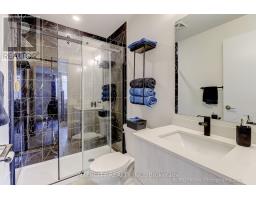 1504 - 11 David Eyer Road, Richmond Hill, ON L4S0N3 Photo 16