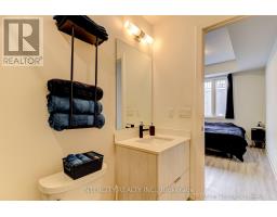 1504 - 11 David Eyer Road, Richmond Hill, ON L4S0N3 Photo 17