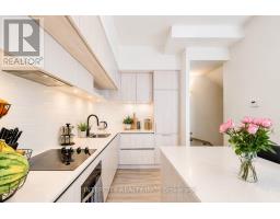 1504 - 11 David Eyer Road, Richmond Hill, ON L4S0N3 Photo 8