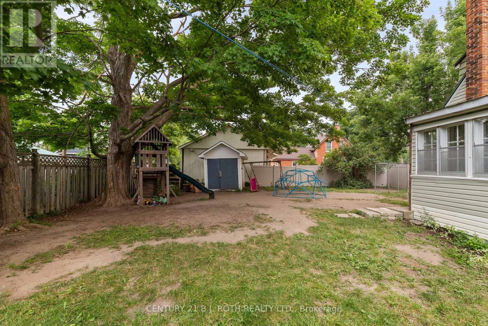 356 WEST STREET N - 18