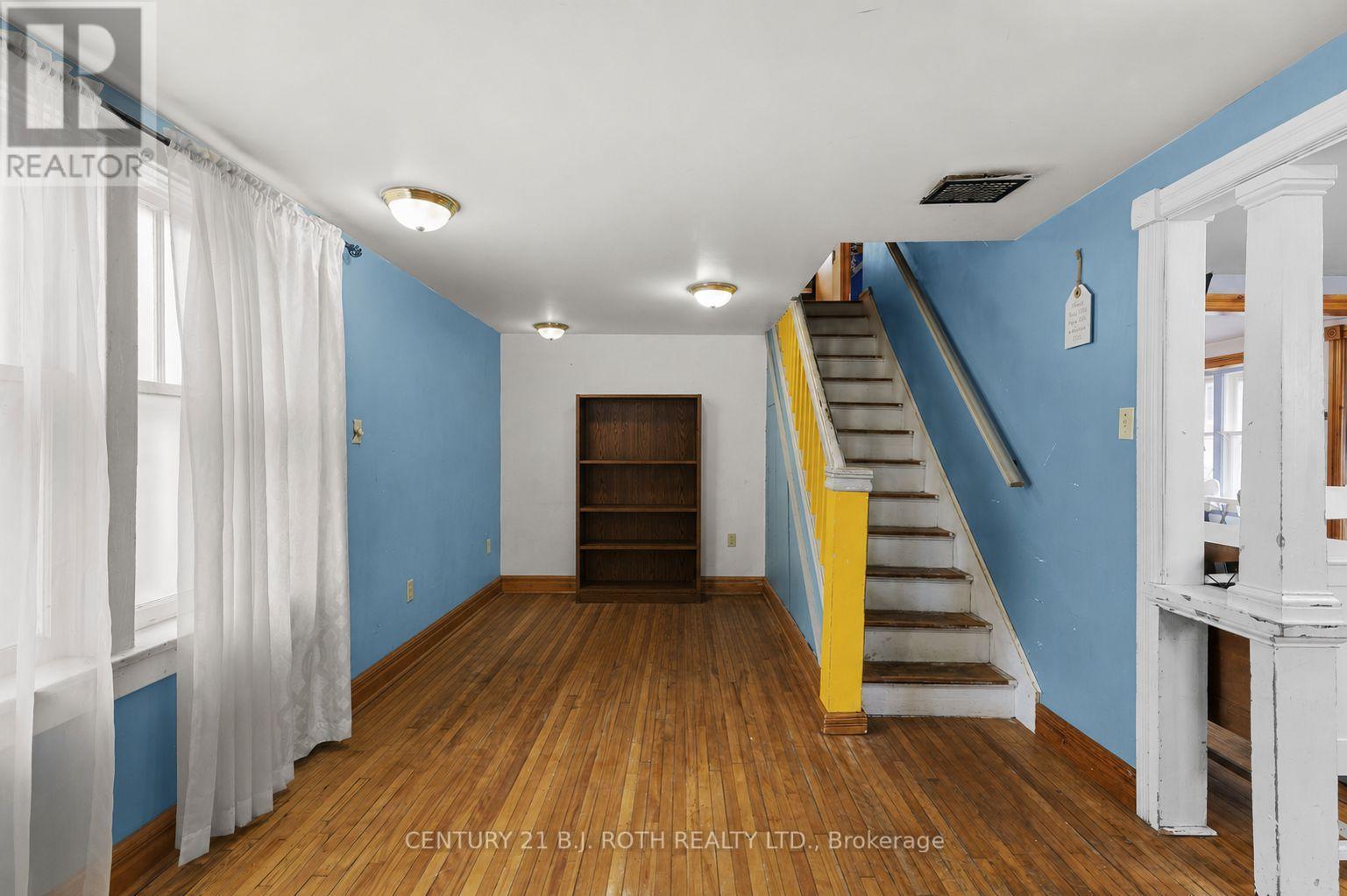 356 WEST STREET N - 4