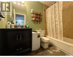 403 522 X Avenue S, Saskatoon, SK S7M4X9 Photo 11