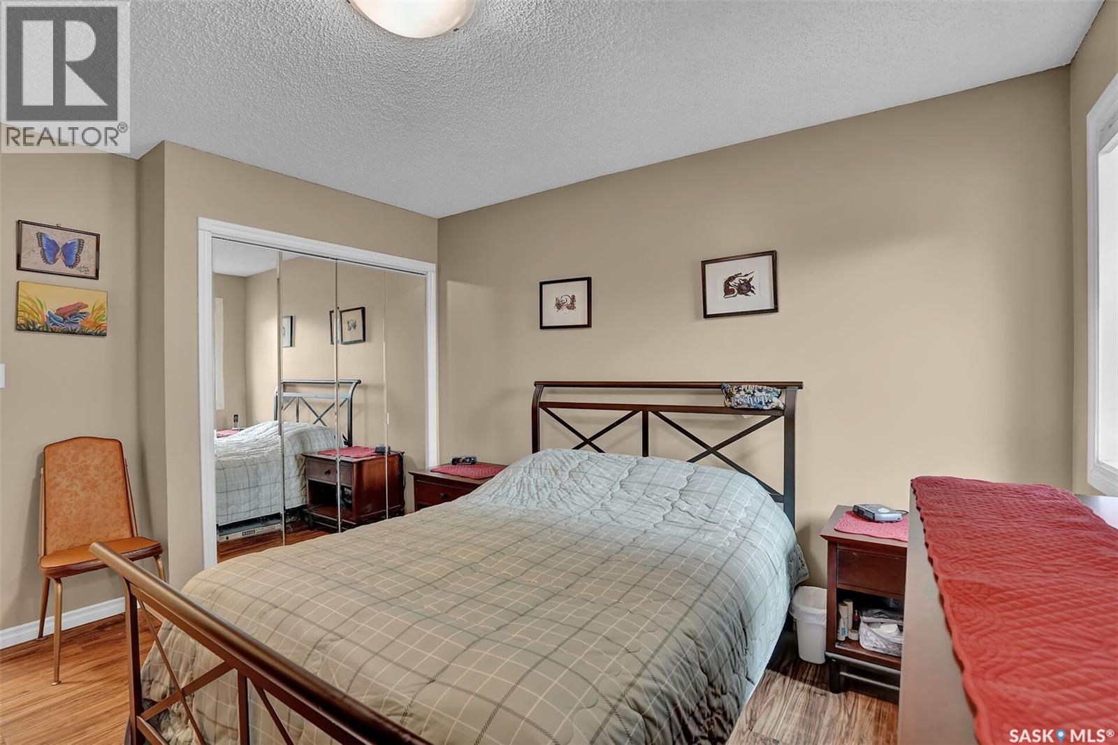 246/242 Westview DRIVE - 18