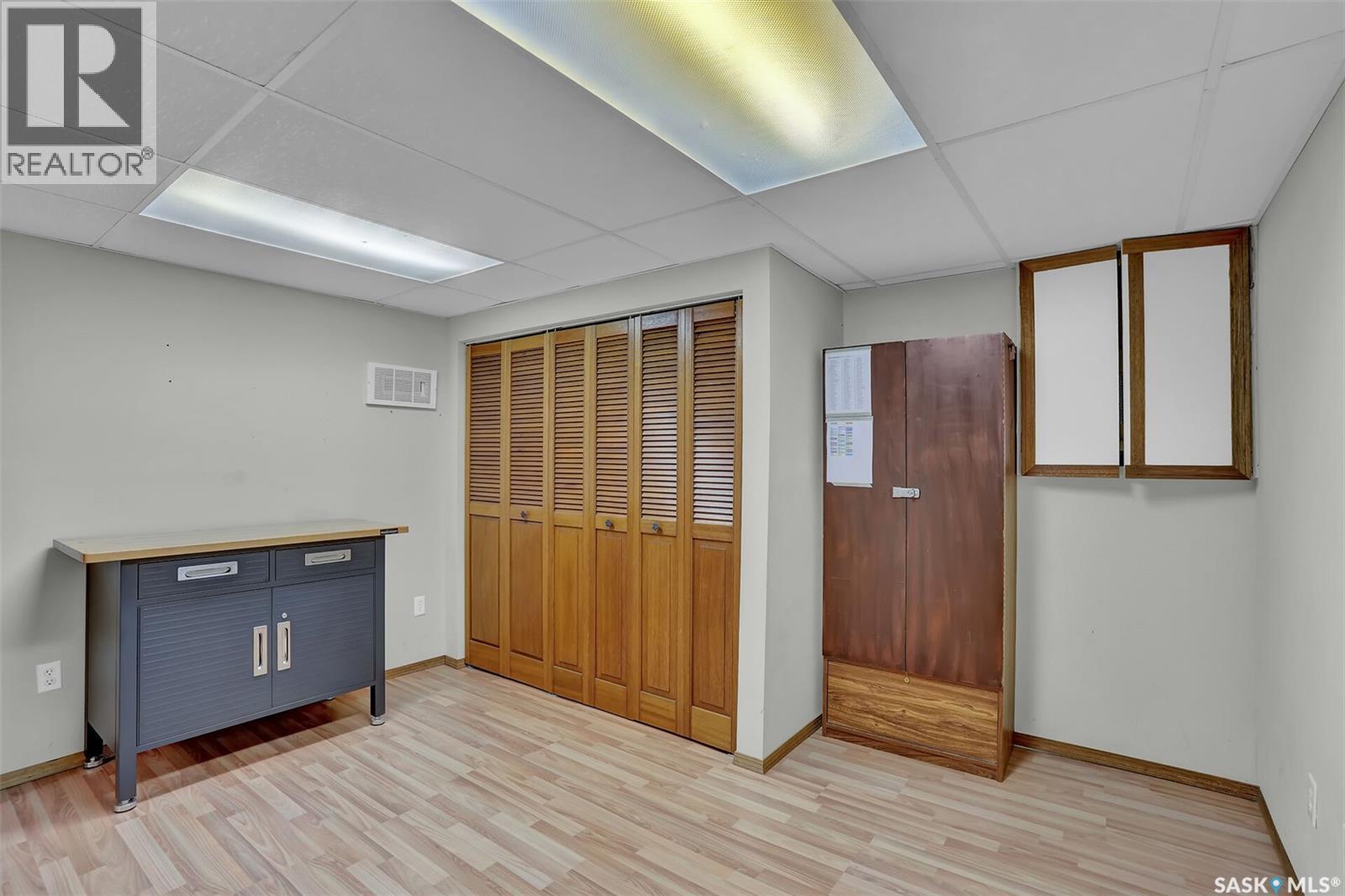 246/242 Westview DRIVE - 24