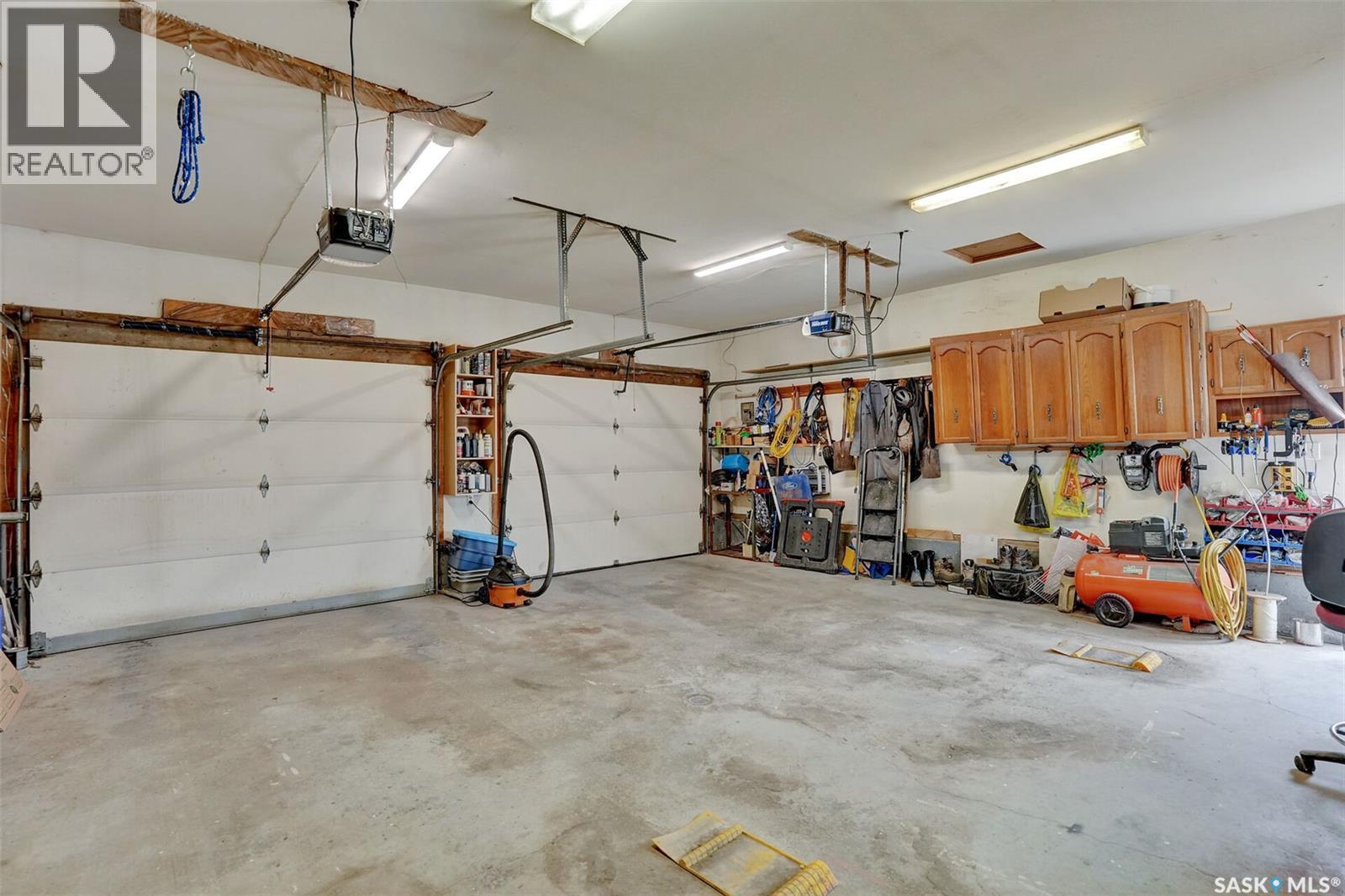246/242 Westview DRIVE - 29