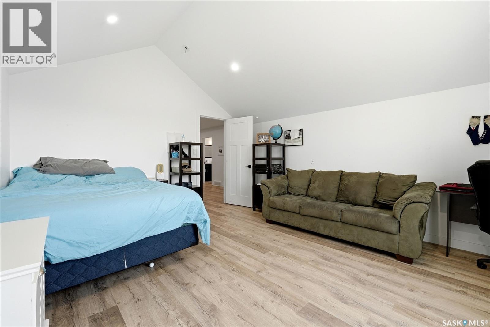 520 Burns AVENUE - Image 39