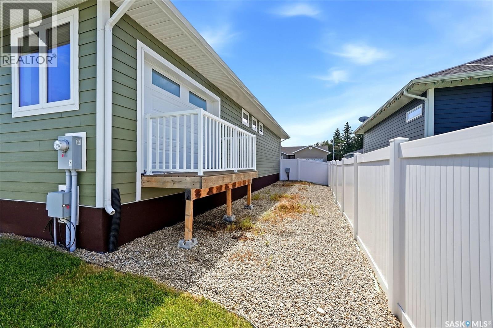 520 Burns AVENUE - Image 50