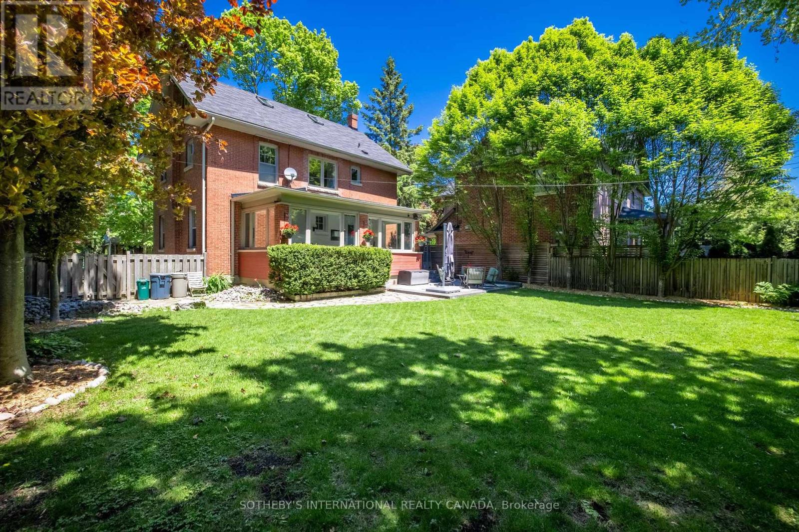 77 CATHERINE AVENUE - 24