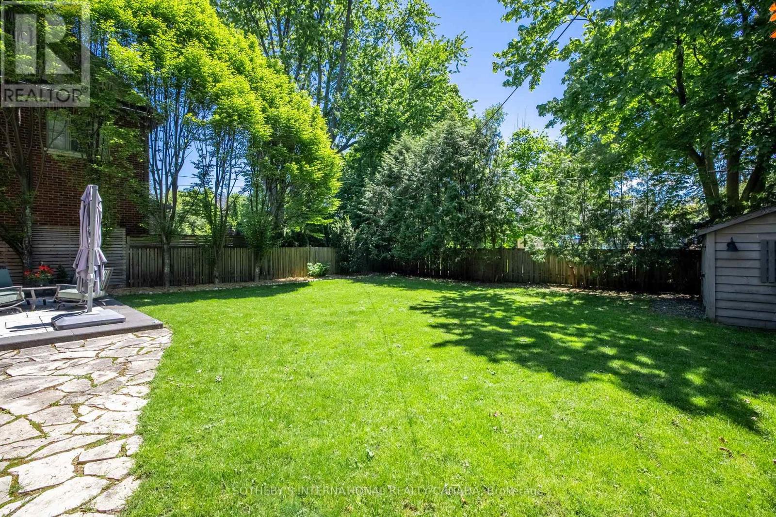 77 CATHERINE AVENUE - 26