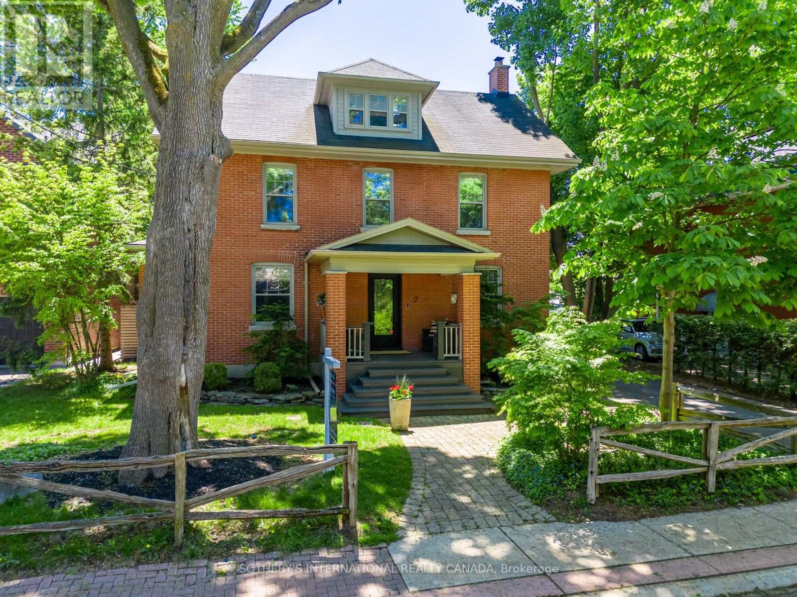 77 CATHERINE AVENUE - 2
