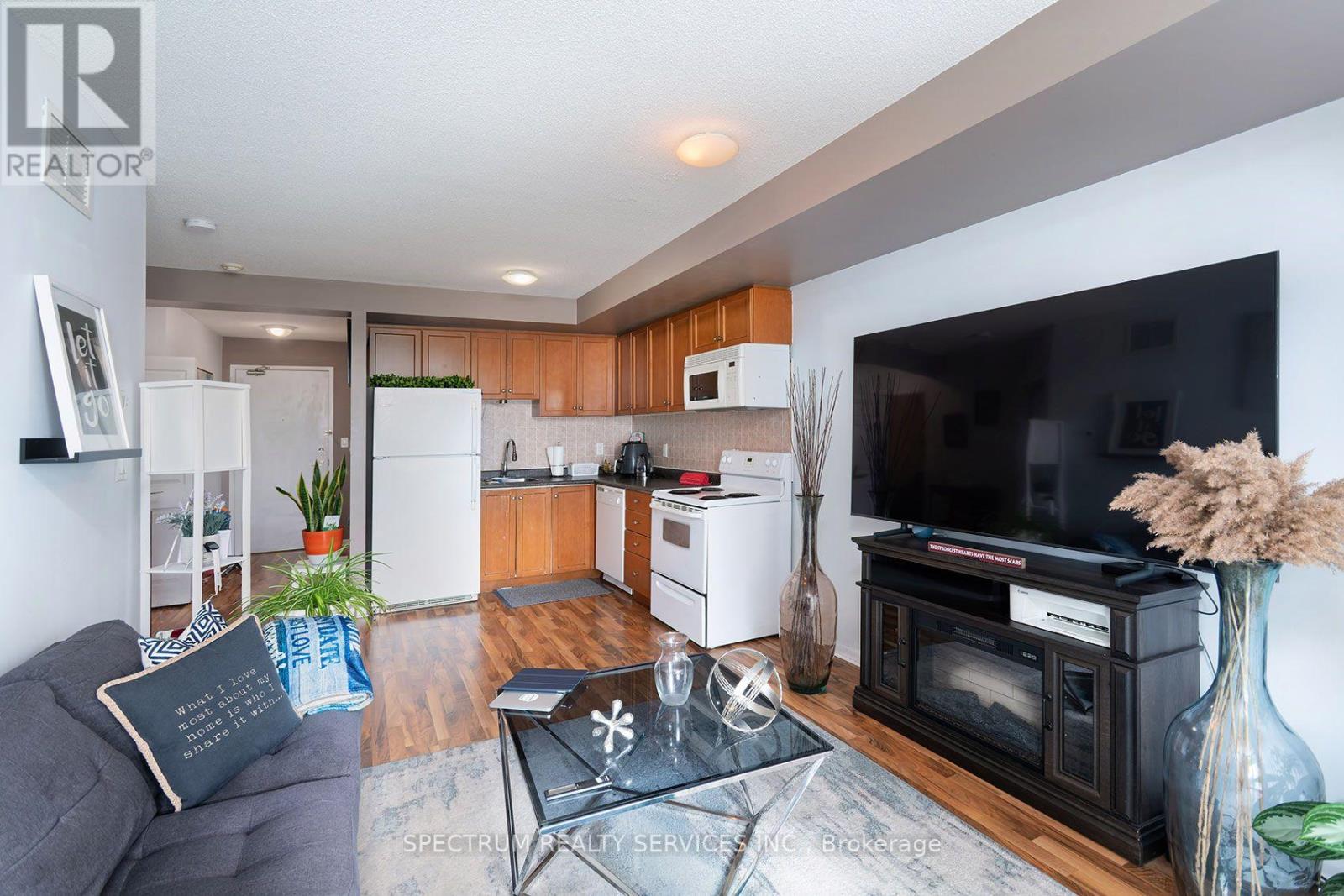 #406 2464 WESTON ROAD - 10