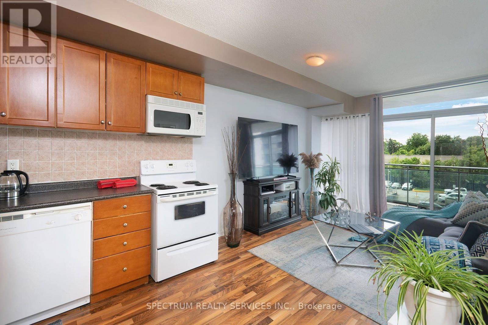 #406 2464 WESTON ROAD - 16