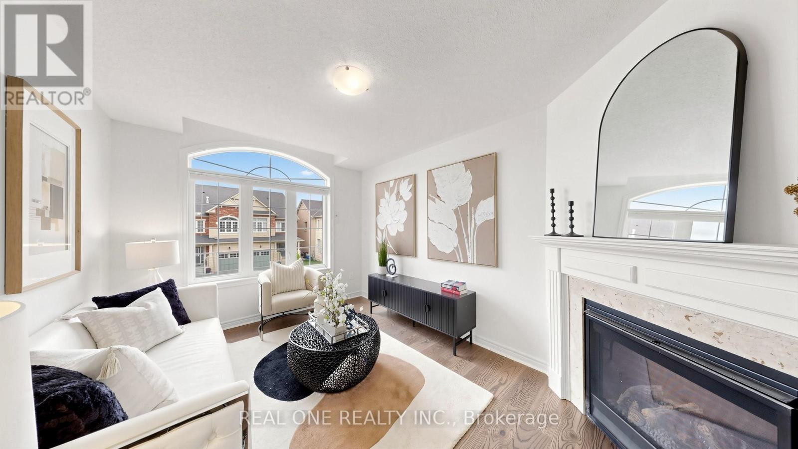 488 GEORGE RYAN AVENUE - 21