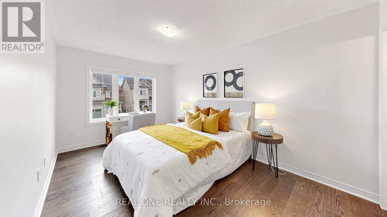 488 GEORGE RYAN AVENUE - 24