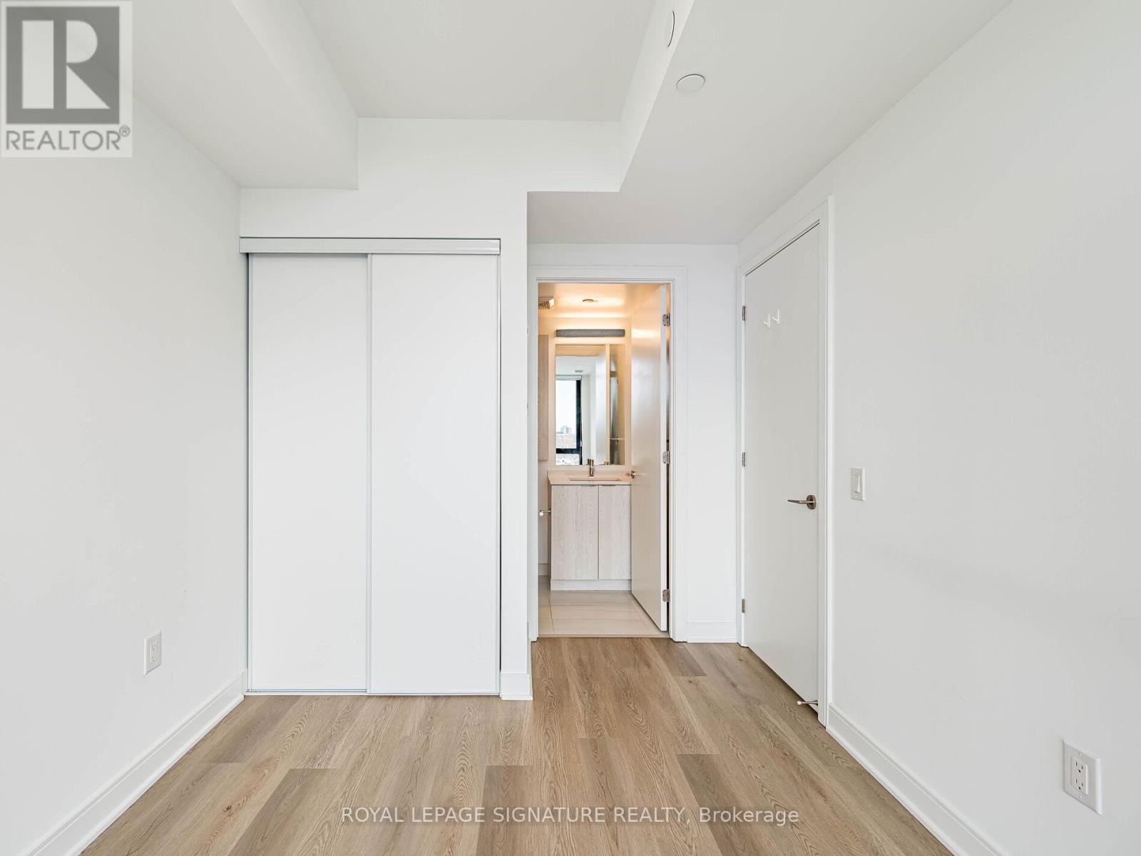 #622 86 DUNDAS STREET E - 26