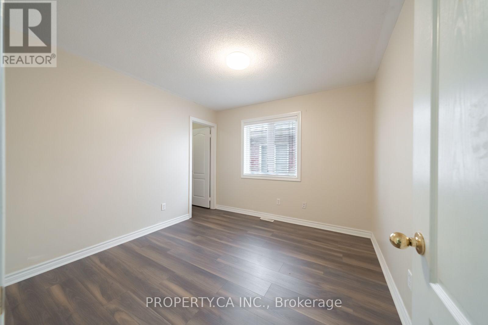 75 IRON BLOCK DRIVE - Image 24
