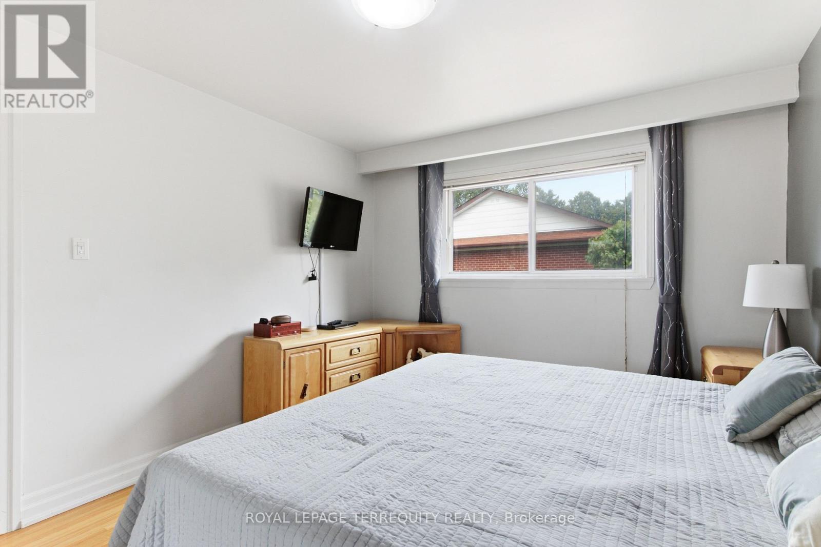 21 BUCKLAND ROAD - 20