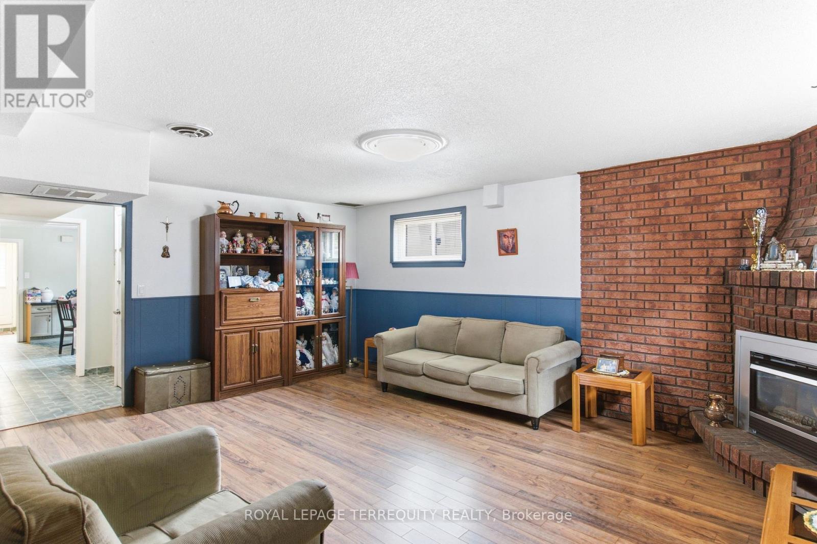 21 BUCKLAND ROAD - 33
