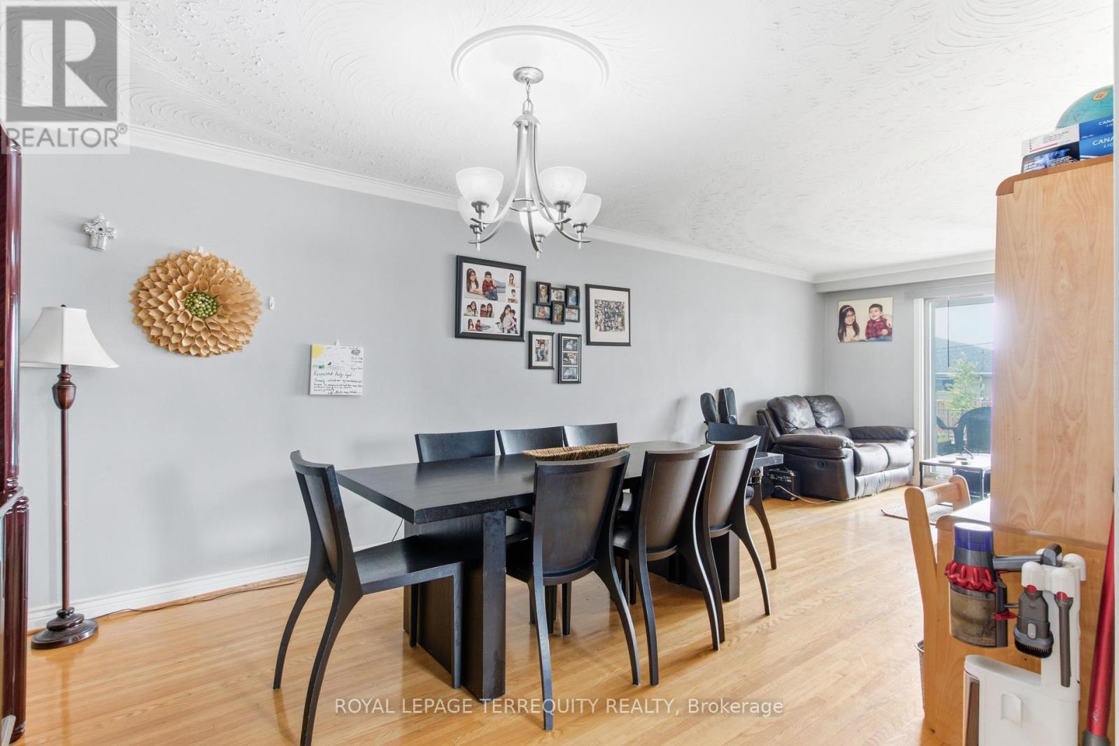 21 BUCKLAND ROAD - 8