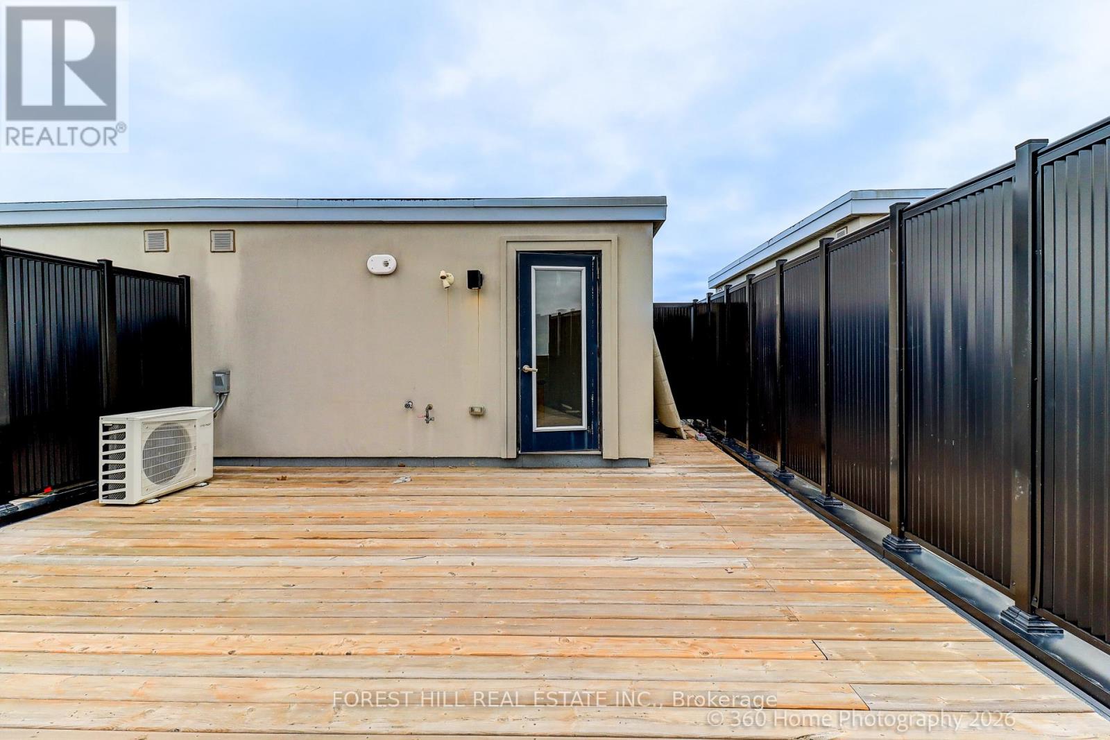 #12 3472 WIDDICOMBE WAY - 22