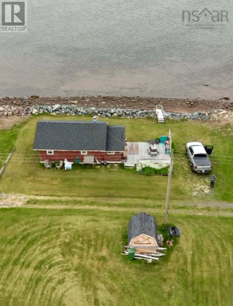 28 Quahog Lane - 26