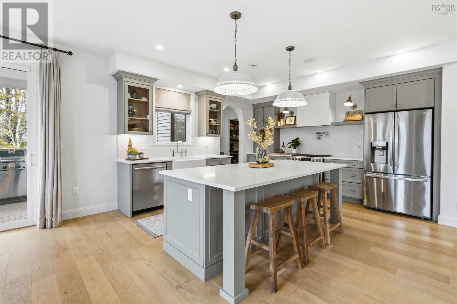 410 Heddas Way - 14