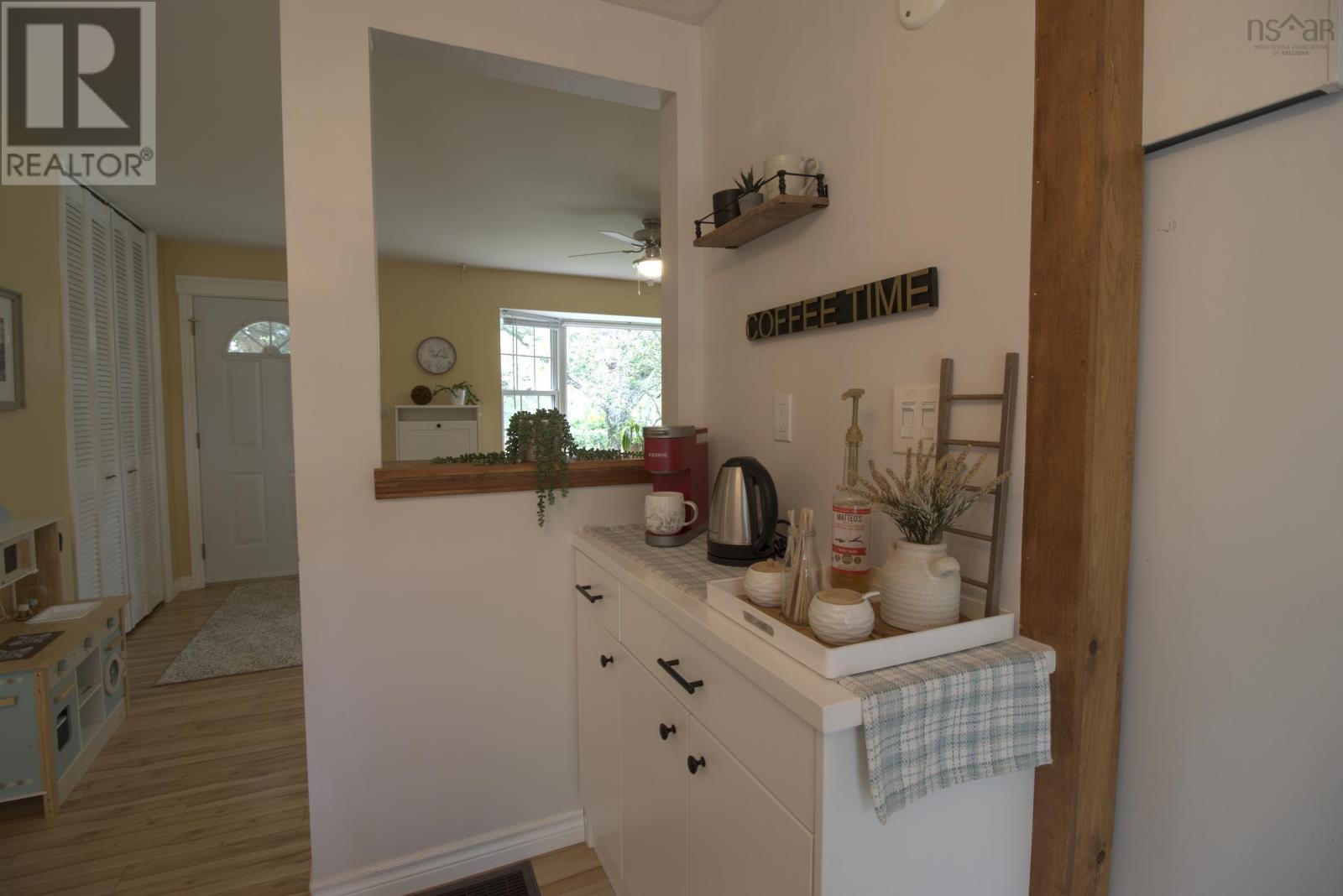 221 Main Street - 13