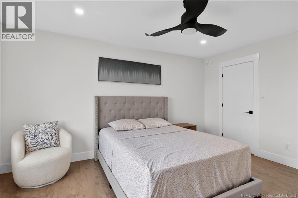 51 Renoir Street - 22