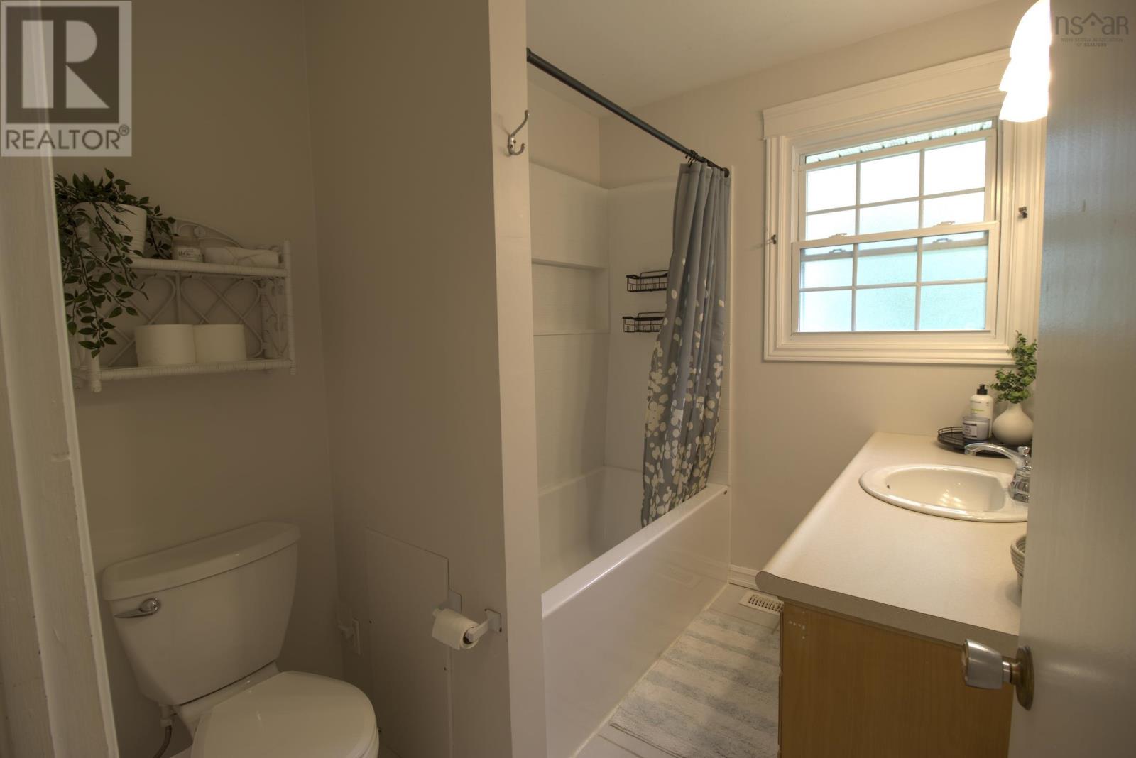 221 Main Street - 21