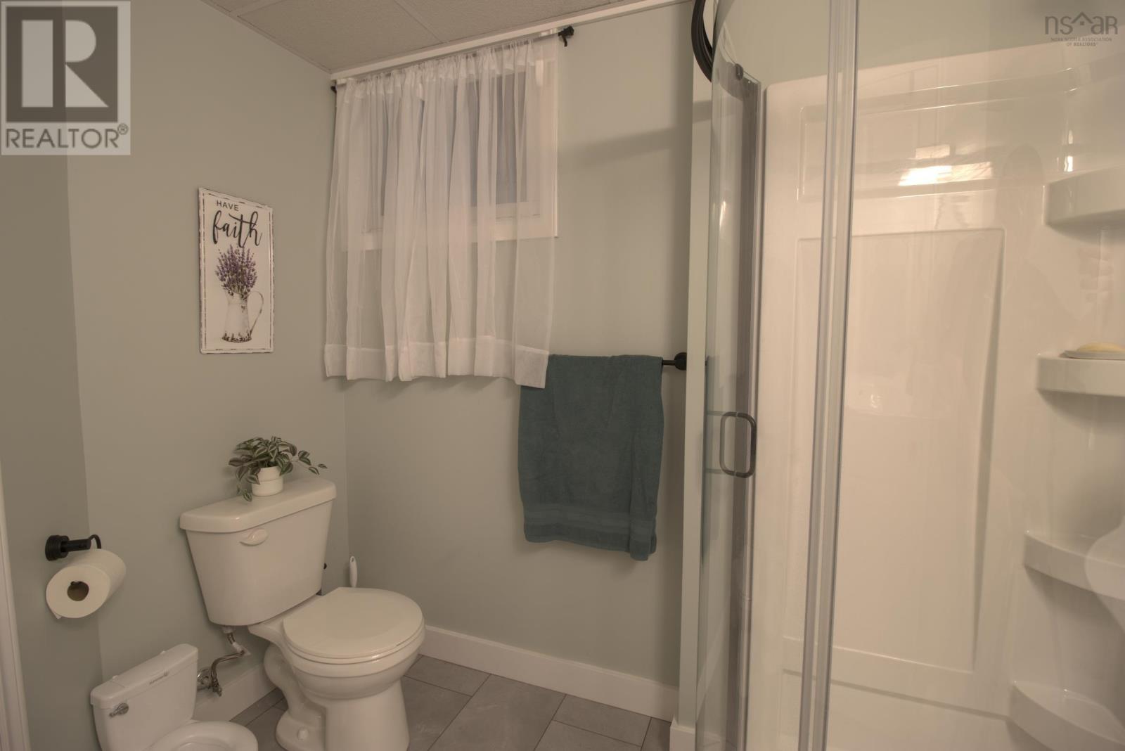 221 Main Street - 28
