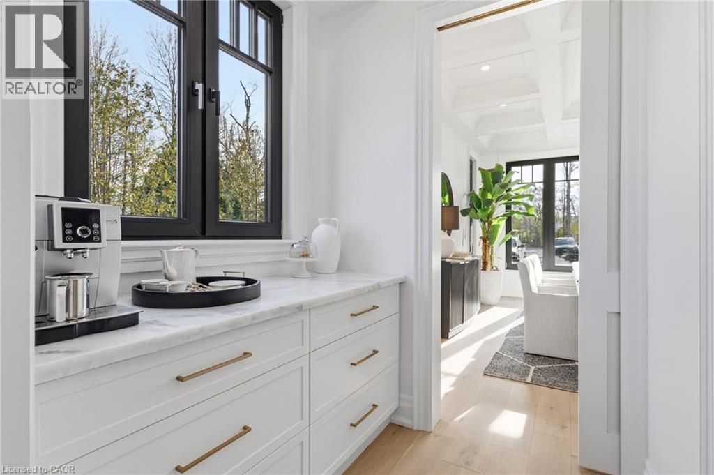 7 CAMPVIEW Road - 17
