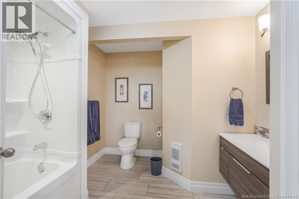 142 Sprucewood Drive - 35