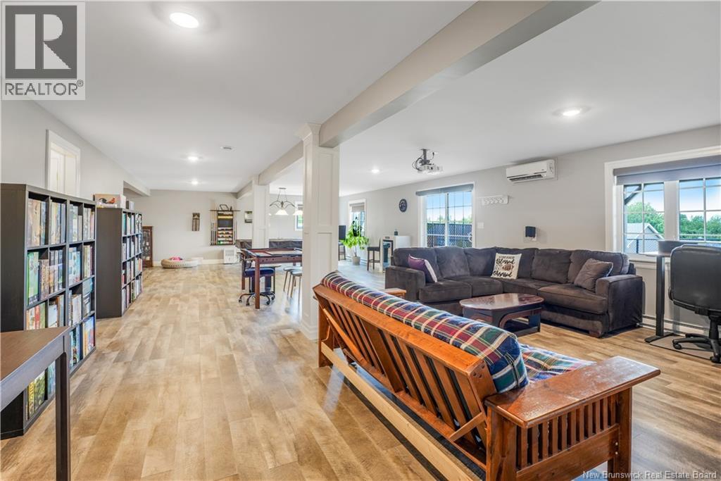 142 Sprucewood Drive - 34